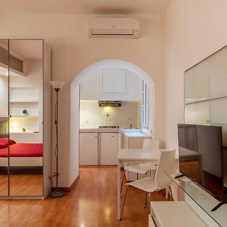 Trastevere & San Cosimato Studio Flat โรม ภายนอก รูปภาพ